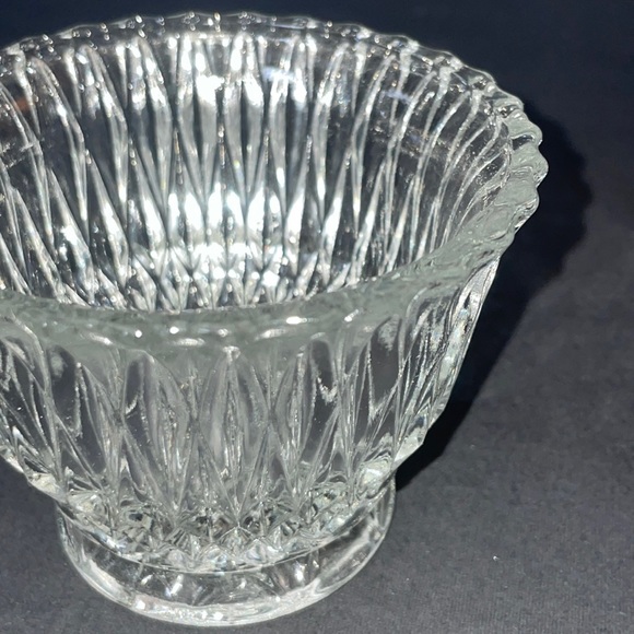 Crystal Glass Candle Holder Small Bowl Vintage Glassware - Picture 5 of 5